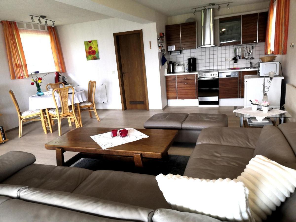 Ferienwohnung Kling Бішофсгайм-ан-дер-Рен Екстер'єр фото